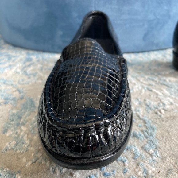 NWOT SAS Simplify Moccasin Loafer - Picture 5 of 12